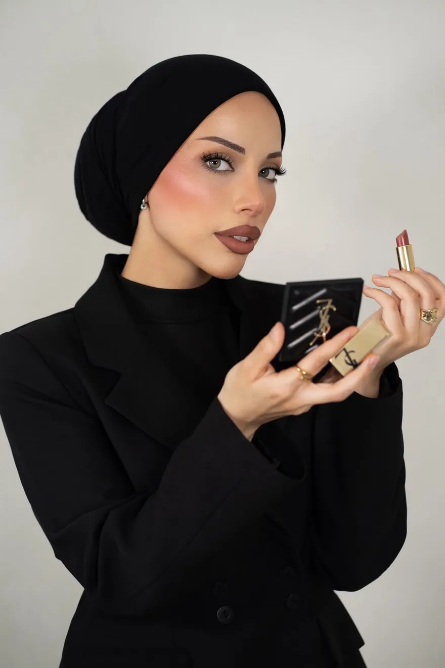 Luxuriöse Make-up-Produkte für das Abend-Make-up im Sisters Beauty Studio Wien